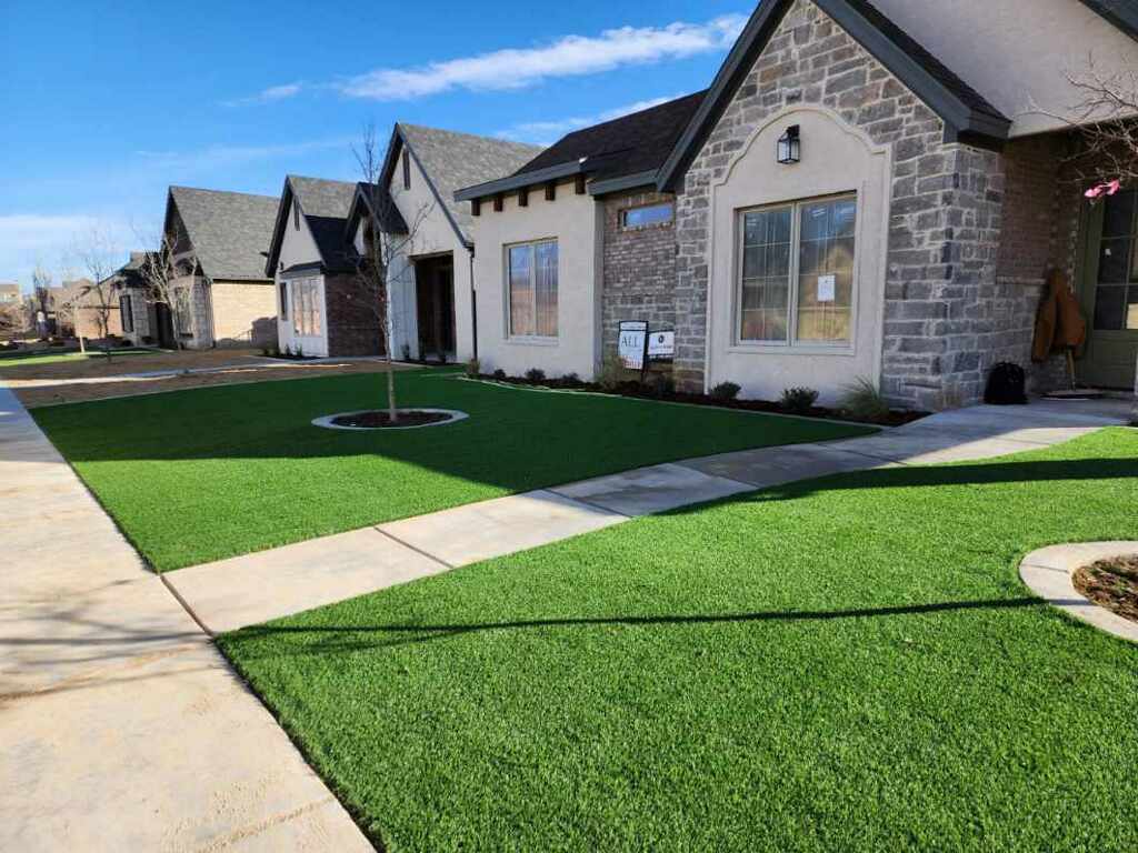 A synthetic turf lawn in Lubbock, TX installed by South Plains Turf.